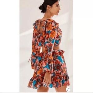 🌹LOVE THE LABEL🌹 NWT FLORAL DRESS SIZE M